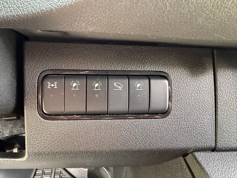 Used 2019 Mercedes-Benz Sprinter 4x4 170 image 20