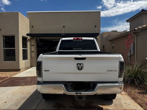 Used 2015 RAM 2500 SLT AWD/4WD image 8