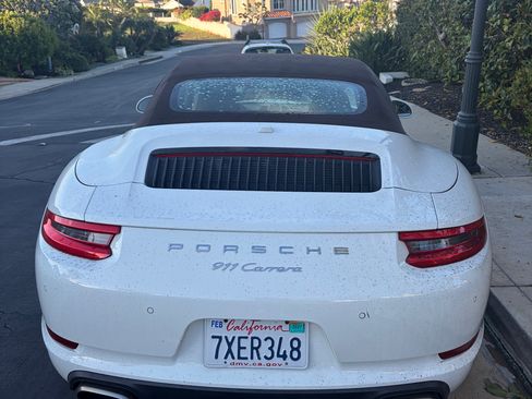 Used 2017 Porsche 911 Carrera image 4