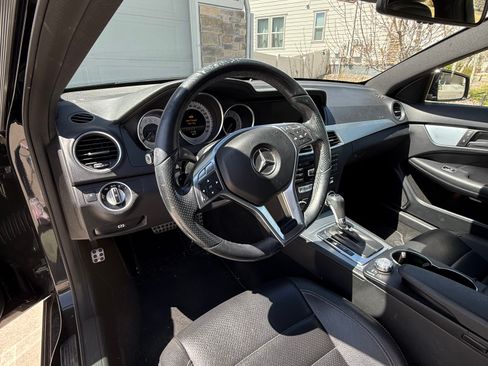 Used 2015 Mercedes-Benz C 250 Coupe image 9
