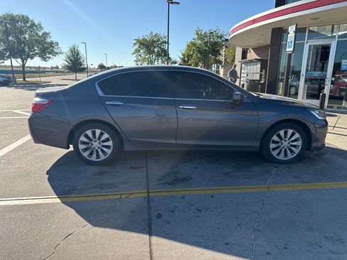 Used 2013 Honda Accord EX-L image 2