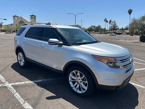 Used 2013 Ford Explorer Limited AWD/4WD image 5