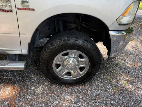Used 2013 RAM 3500 Tradesman w/ Chrome Appearance Group AWD/4WD image 6
