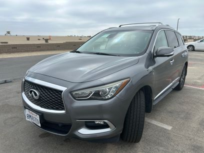 Used 2016 INFINITI QX60 Luxe w/ Deluxe Technology Package