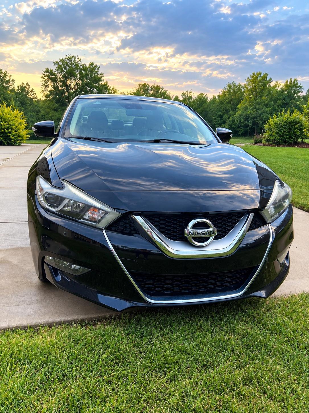 Used 2016 Nissan Maxima Platinum FWD image 2