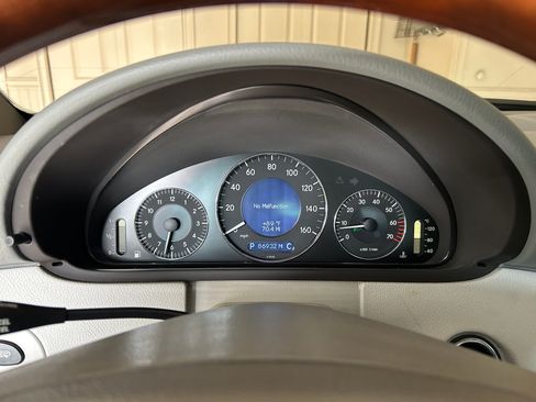 Used 2005 Mercedes-Benz CLK 500 Cabriolet image 11