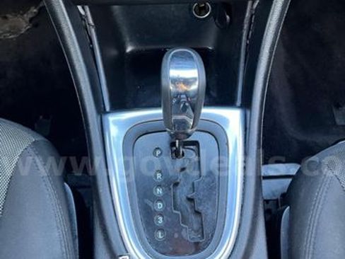 Used 2014 Dodge Avenger SE w/ Blacktop Package image 2