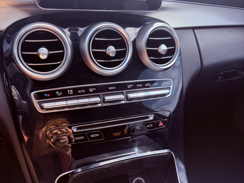 Used 2015 Mercedes-Benz C 300 Sedan image 10