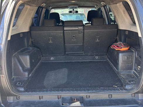 Used 2010 Toyota 4Runner SR5 AWD/4WD image 11