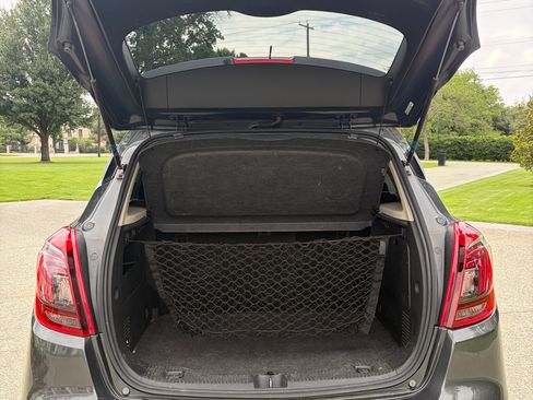 Used 2018 Buick Encore Preferred FWD image 10