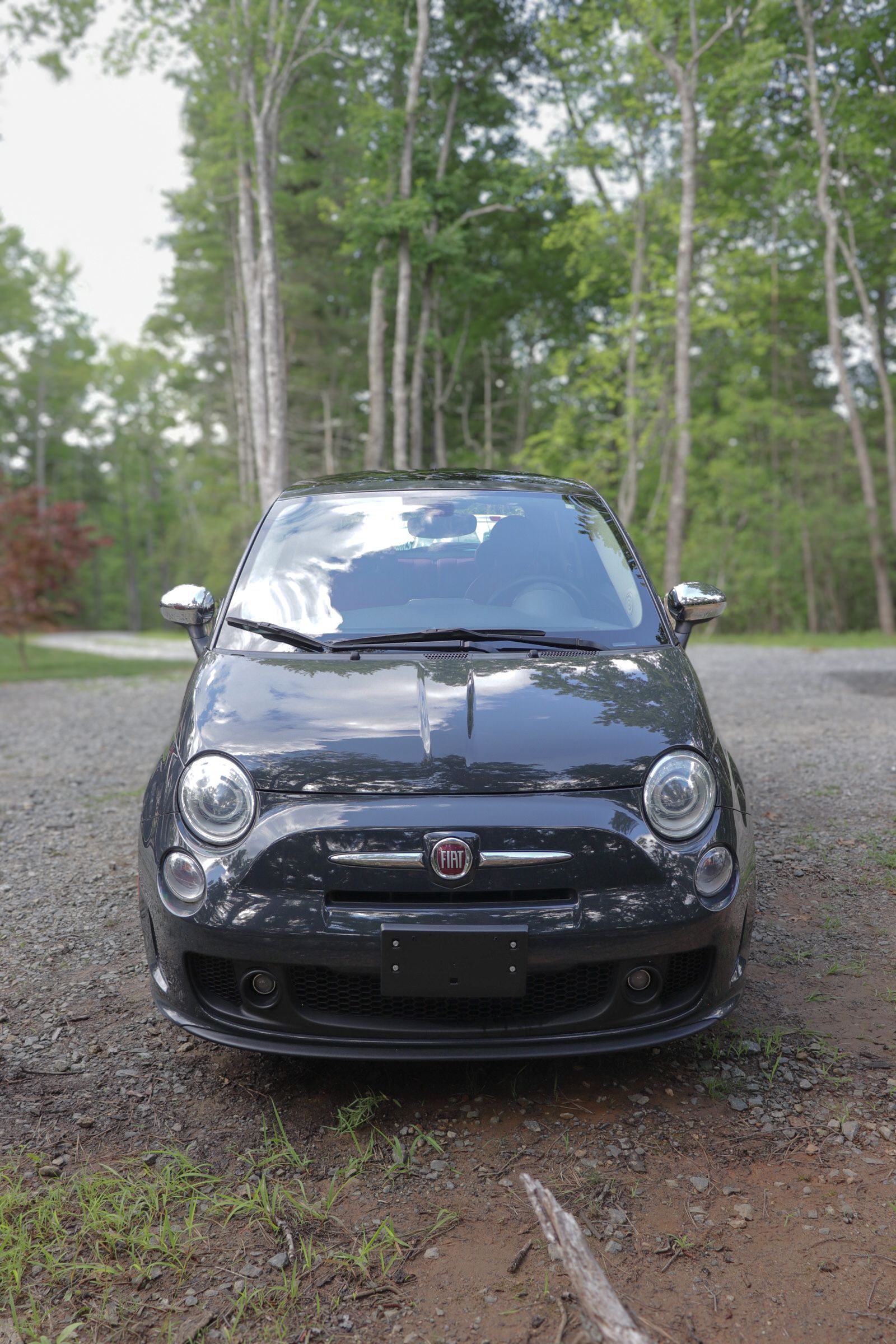 Used 2018 FIAT 500 Lounge FWD image 2