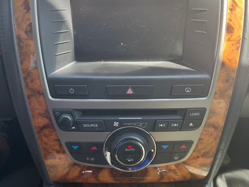 Used 2007 Jaguar XKR R image 12