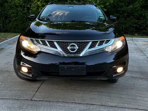 Used 2014 Nissan Murano LE w/ Platinum Edition Package image 2