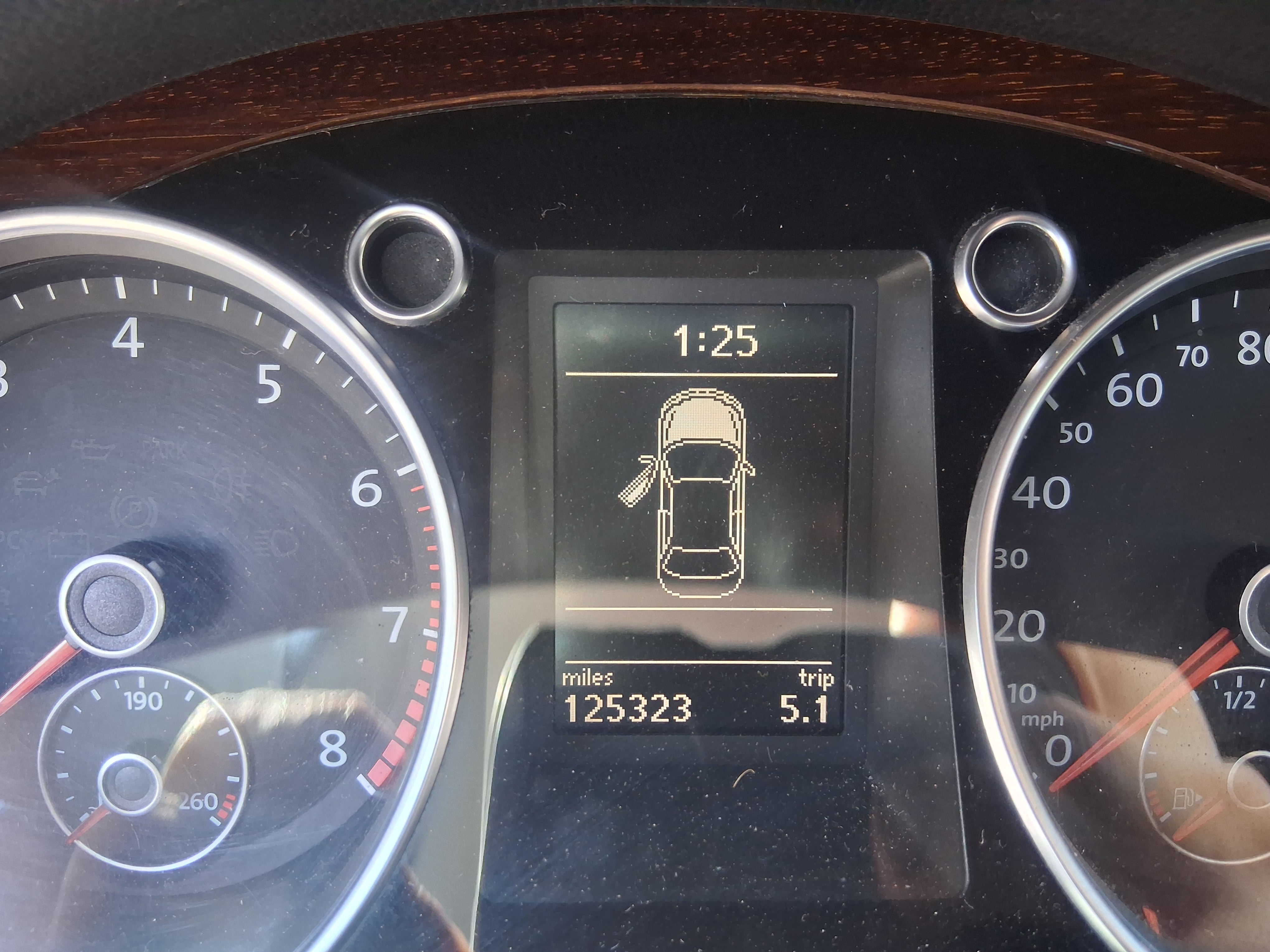 Used 2012 Volkswagen CC Lux Limited FWD image 14