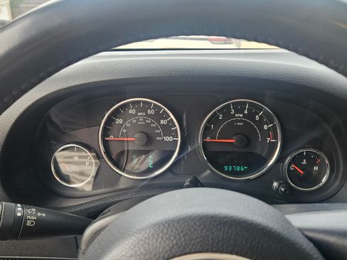 Used 2016 Jeep Wrangler Unlimited Sport w/ Quick Order Package 24S image 12