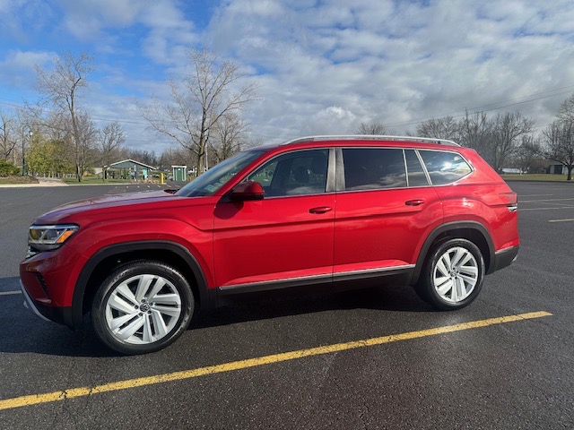 Used 2021 Volkswagen Atlas SEL FWD image 22