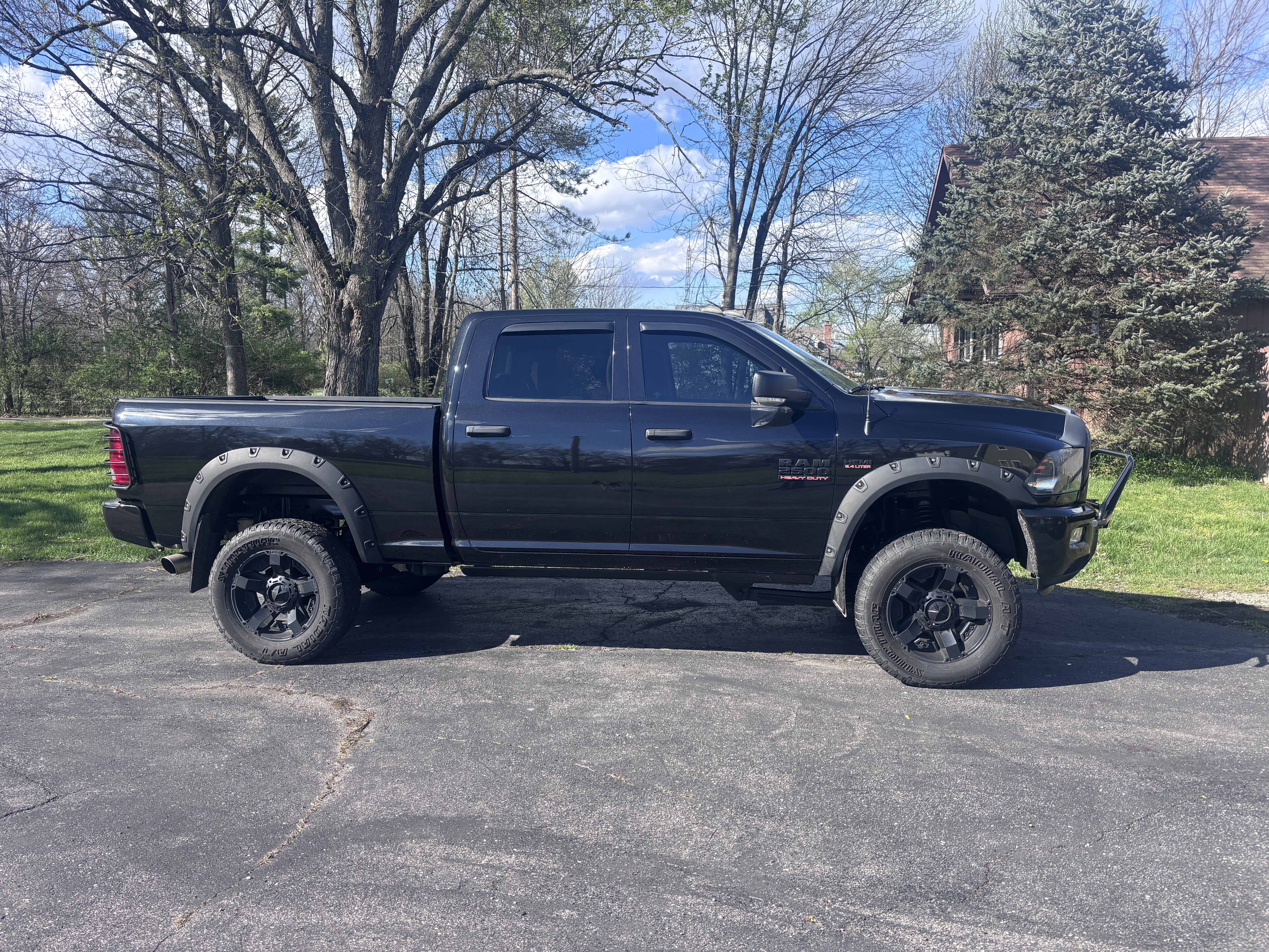 Used 2016 RAM 2500 Big Horn w/ Black Appearance Group AWD/4WD image 1