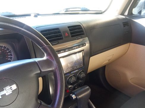 Used 2006 HUMMER H3 image 11