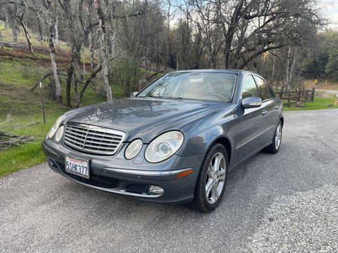 Used 2006 Mercedes-Benz E 350 Sedan image 6