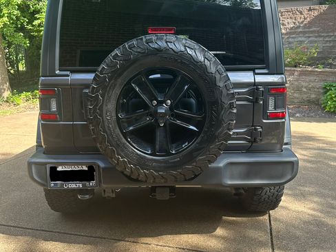 Used 2020 Jeep Wrangler Unlimited Sport AWD/4WD image 6