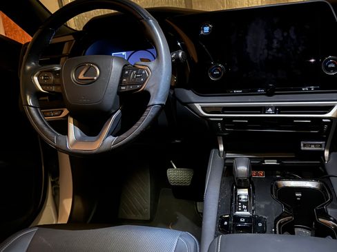 Used 2023 Lexus RX 350 FWD image 10