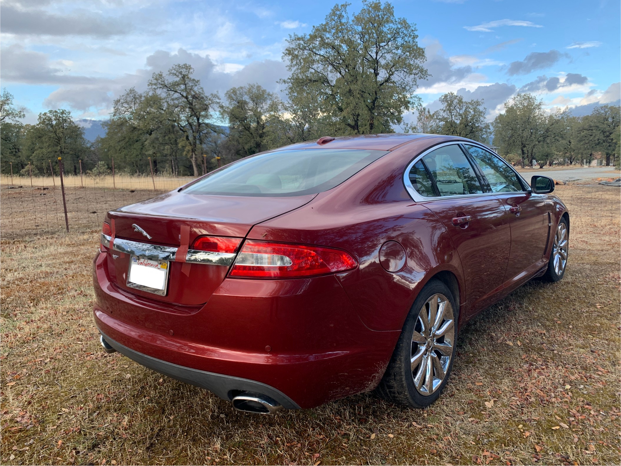 Used 2011 Jaguar XF Premium RWD image 5