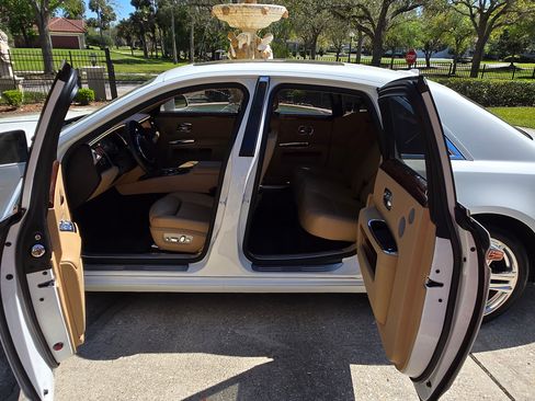 Used 2015 Rolls-Royce Ghost Series II Sedan 4D image 15