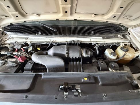 Used 2013 Ford E-150 and Econoline 150 w/ PWR Group image 17