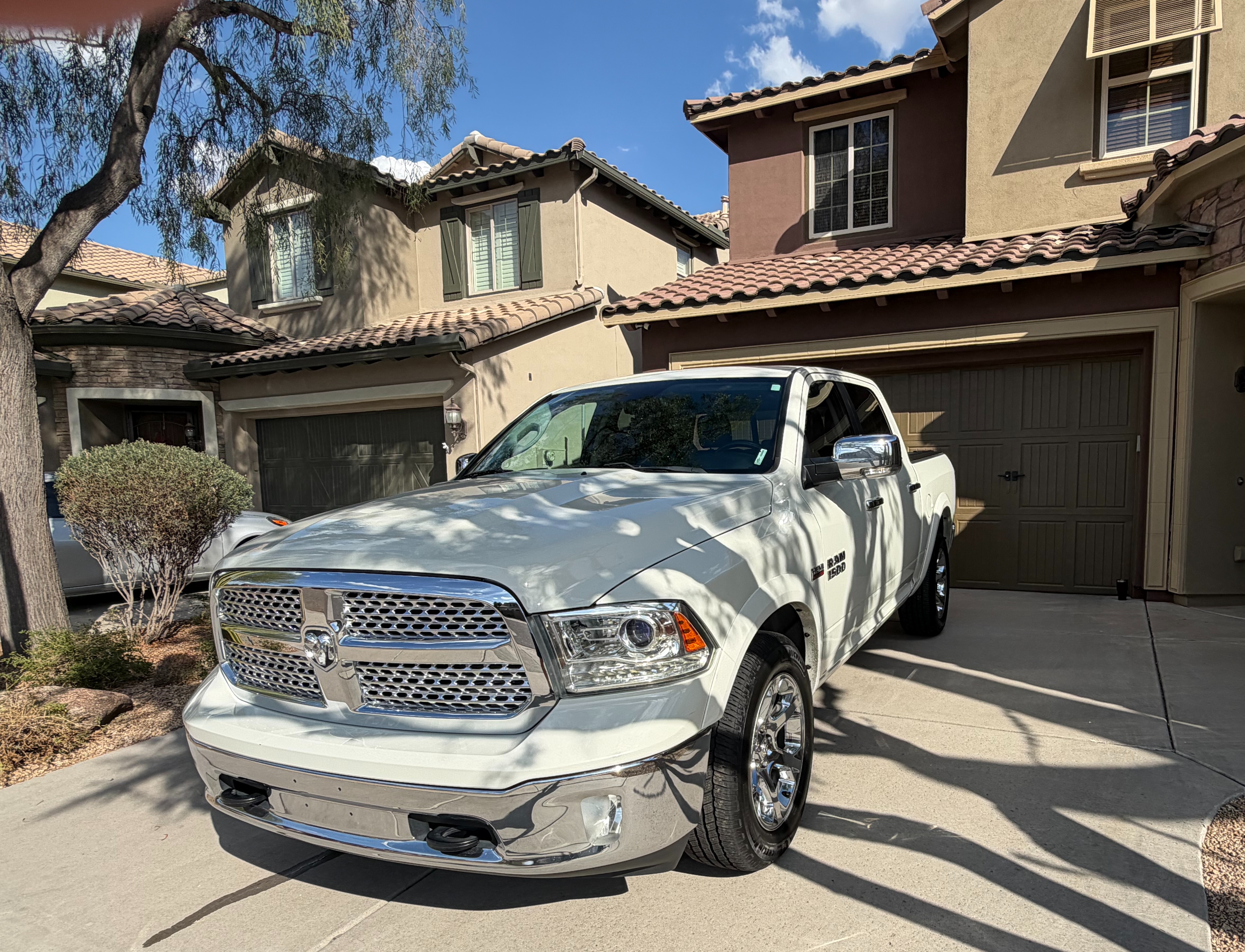 Used 2018 RAM 1500 Laramie w/ Protection Group AWD/4WD image 2