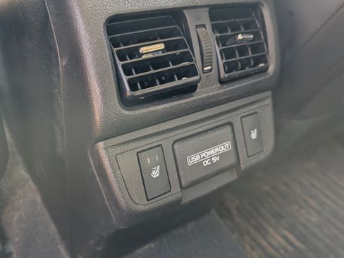 Used 2018 Subaru Outback 3.6R Limited w/ Popular Package #2 image 10