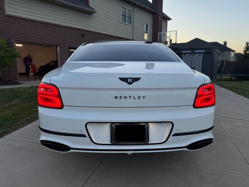 Used 2021 Bentley Flying Spur W12 AWD/4WD image 5