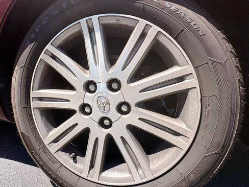 Used 2008 Toyota Avalon Limited FWD image 12