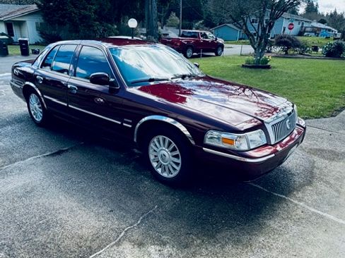 Used 2009 Mercury Grand Marquis LS image 10