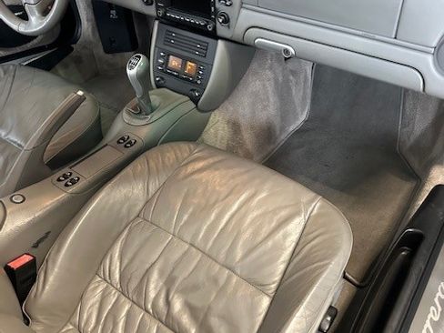 Used 2004 Porsche 911 Carrera image 15