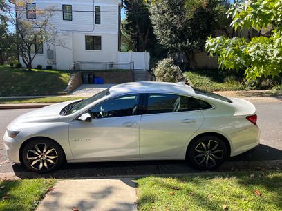 Used 2016 Chevrolet Malibu LT