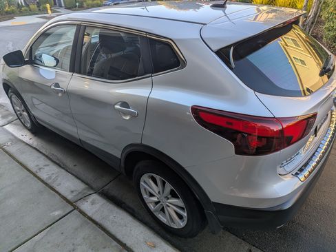 Used 2017 Nissan Rogue Sport S w/ S Appearance Package image 8