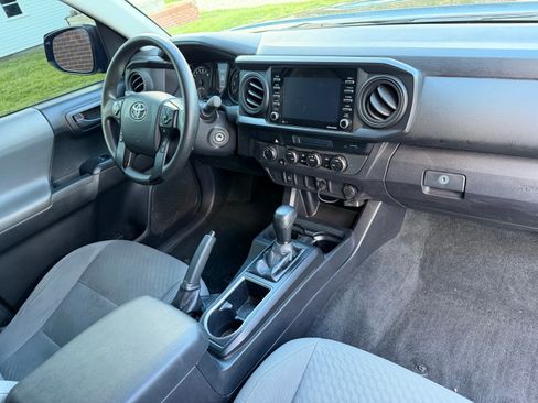 Used 2021 Toyota Tacoma SR image 6