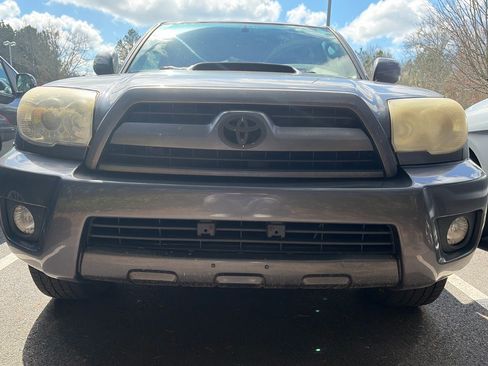 Used 2007 Toyota 4Runner SR5 RWD image 16