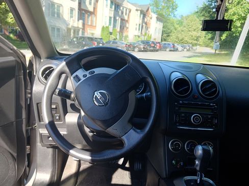 Used 2011 Nissan Rogue S AWD/4WD image 10