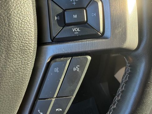 Used 2021 Ford Expedition Max Platinum AWD/4WD image 18