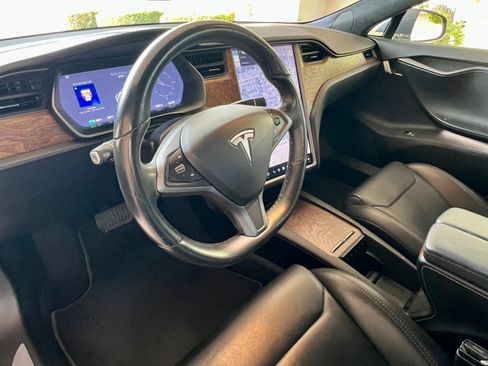 Used 2018 Tesla Model S 100D AWD/4WD image 13