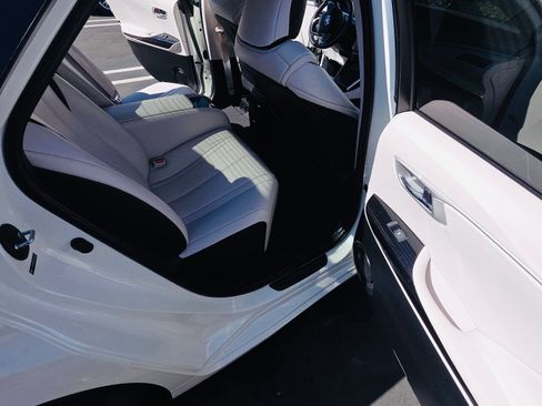 Used 2019 Toyota Mirai image 13