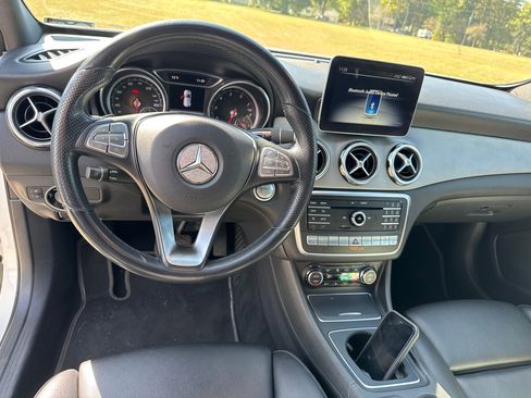 Used 2019 Mercedes-Benz GLA 250 4MATIC image 14