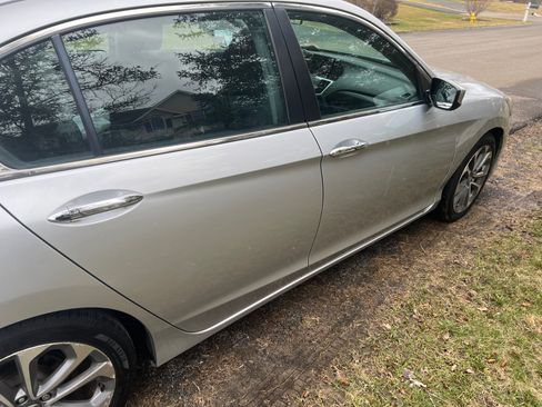 Used 2015 Honda Accord Sport image 6