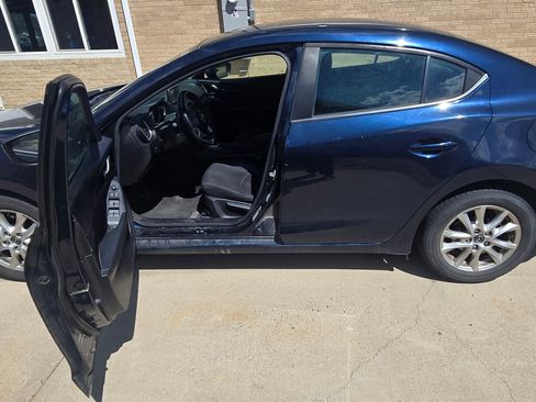 Used 2016 MAZDA MAZDA3 i Sport w/ Preferred Equipment Package FWD image 1