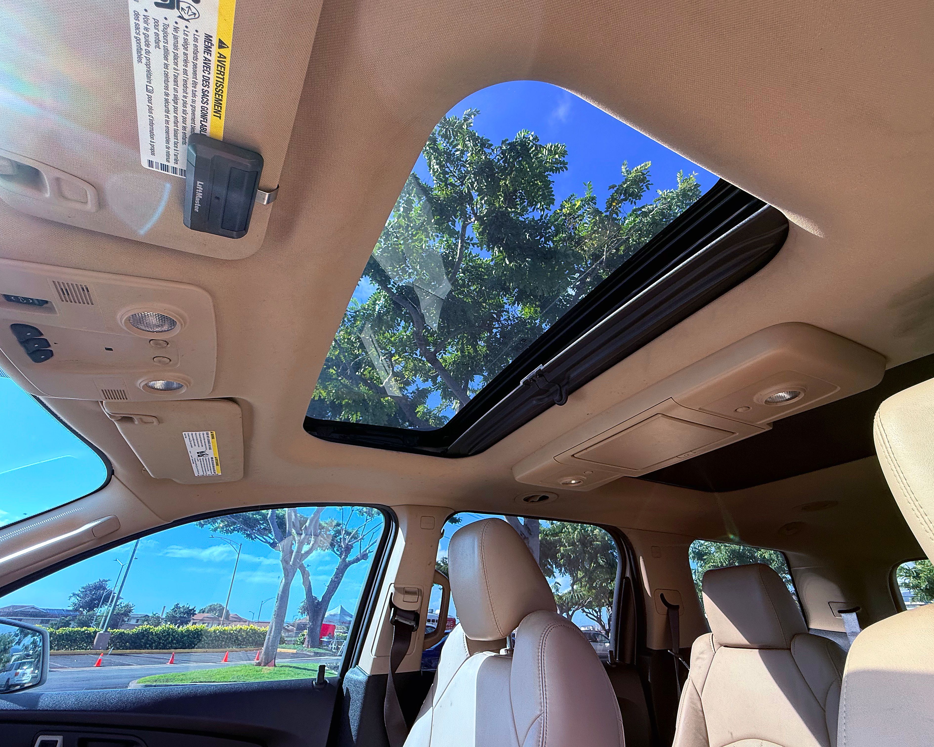 Used 2012 GMC Acadia Denali AWD/4WD image 19