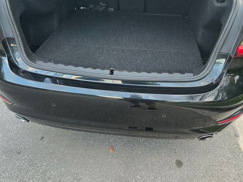 Used 2019 BMW 330i 330i Sedan 4D w/ Convenience Package image 9