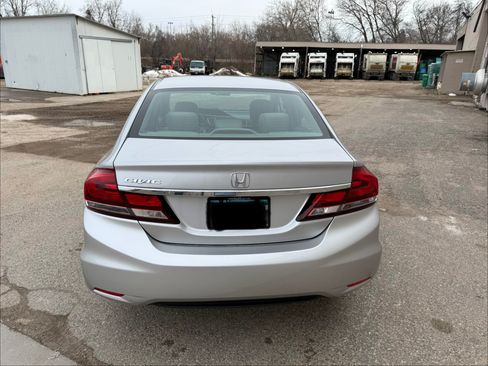 Used 2015 Honda Civic EX image 4