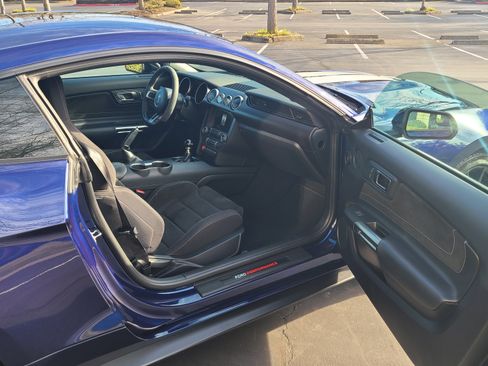 Used 2018 Ford Mustang Shelby GT350 w/ Electronics Package image 13