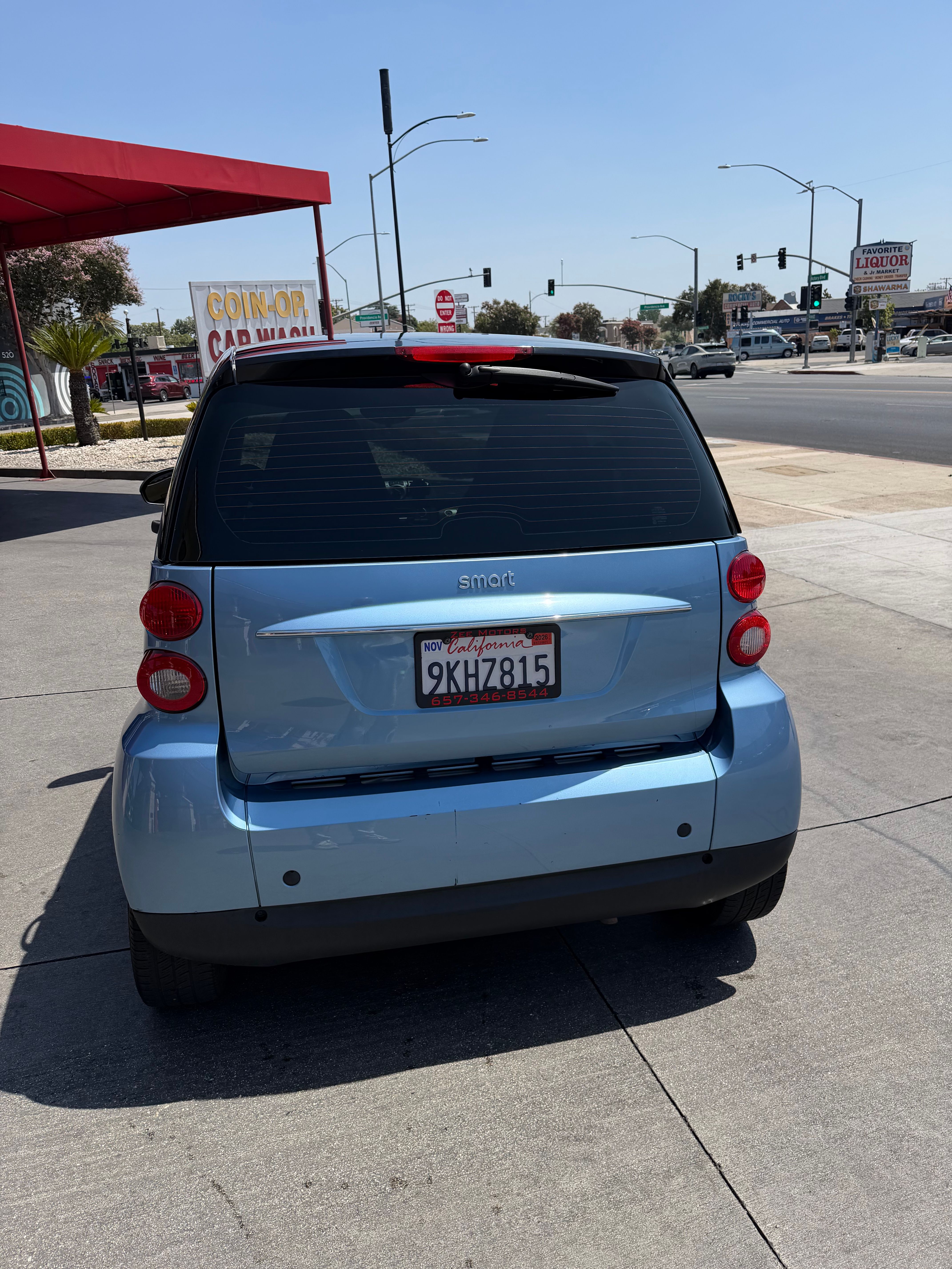 Used 2011 smart fortwo passion RWD image 6